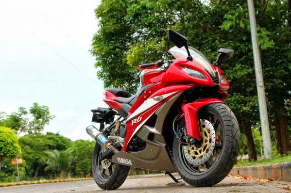 Modifikasi Motor Yamaha Vixion Ala R6 title=