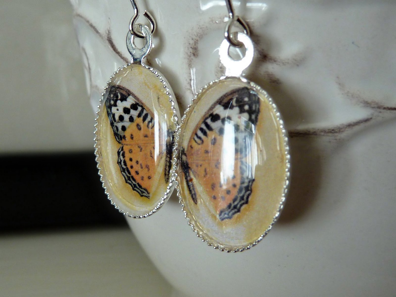 Jasmin Studio Crafts Make Your Own FiveMinute Earrings Using Epoxy