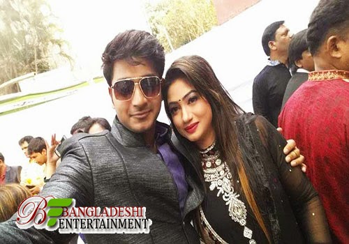 Bangladeshi Celebrities Selfie Celebration