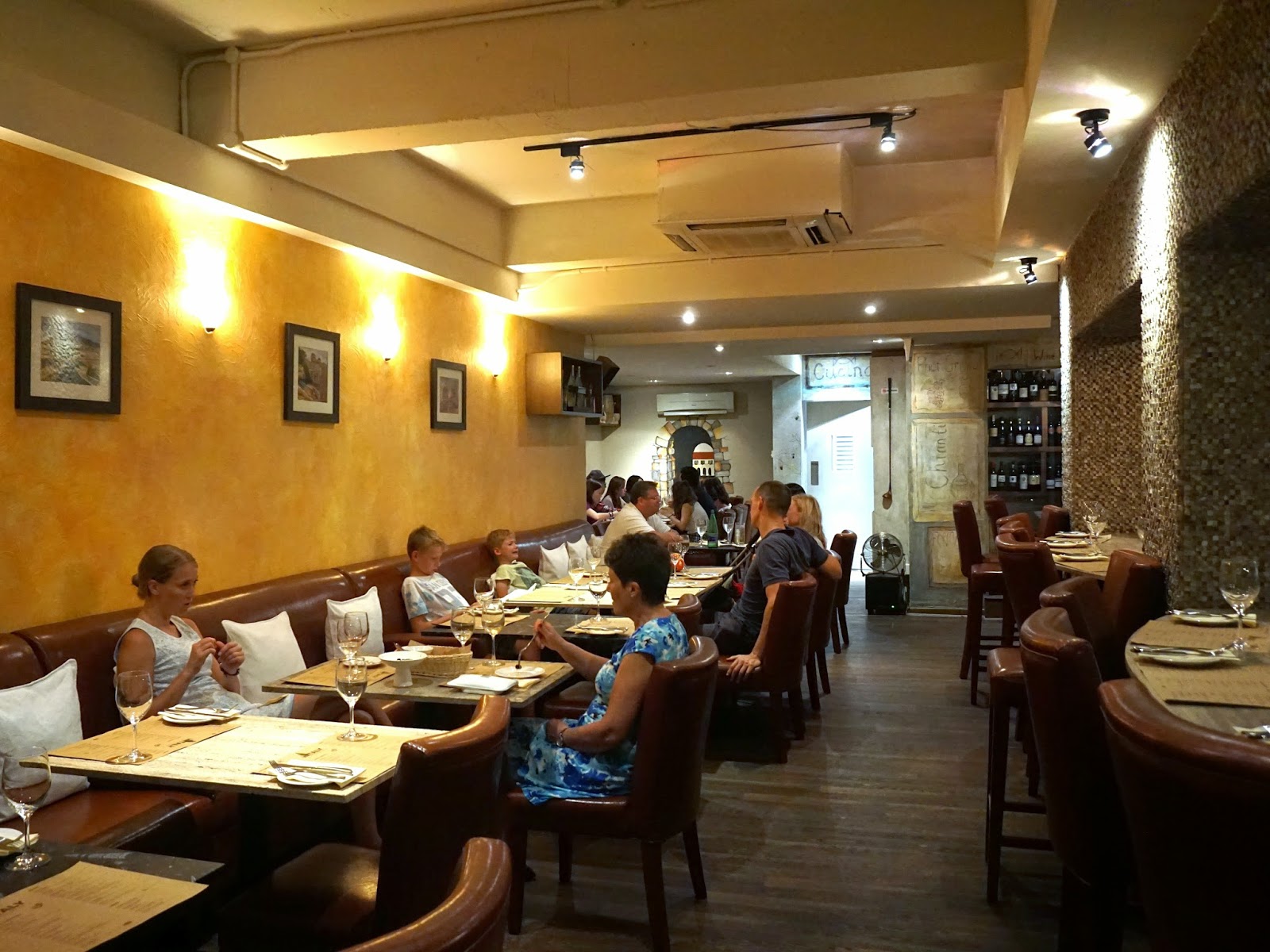 PinkyPiggu In ITALY Bar Ristorante Craig Road An Italian