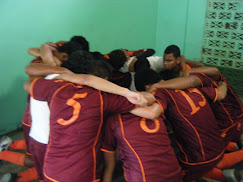 Los Chicos Antes del Partido en los Nacionales