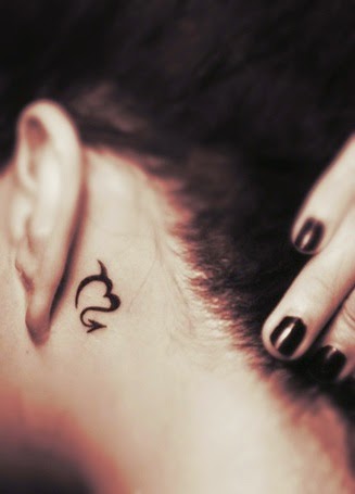 6 Cute Behind the Ears 6 Cute Behind the Ears