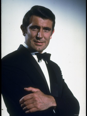 Cena Um Bond James Bond