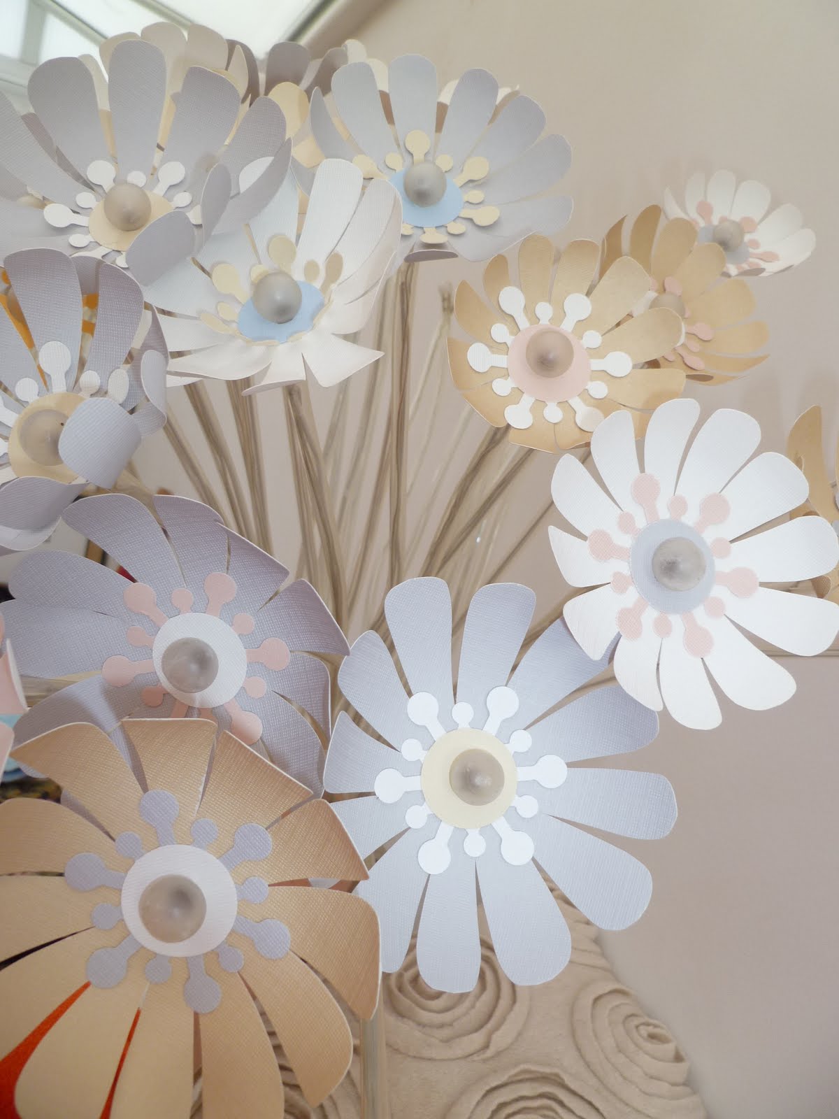 Susan Pinner HOW TO MAKE AN IKEA STRANNE FLOWER LIGHT