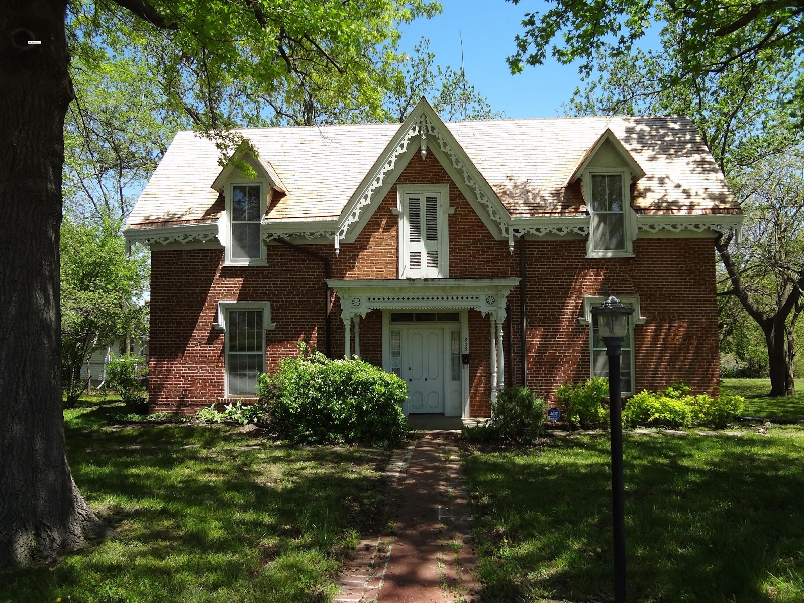 JBKCorridorsAddendum1 OverfeltJohnston House