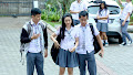 Pemain Putih Abu-abu