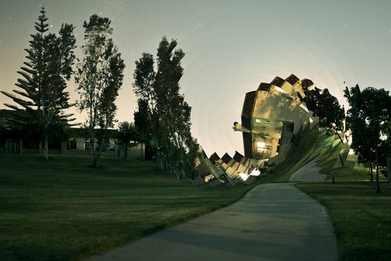 fotografia nicholas kennedy sitton surreal edifícios prédios tortos enrolados