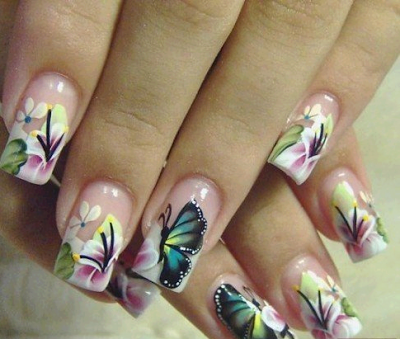 pintadas con unos excelentes detalles en las unas de esta mujer una ...