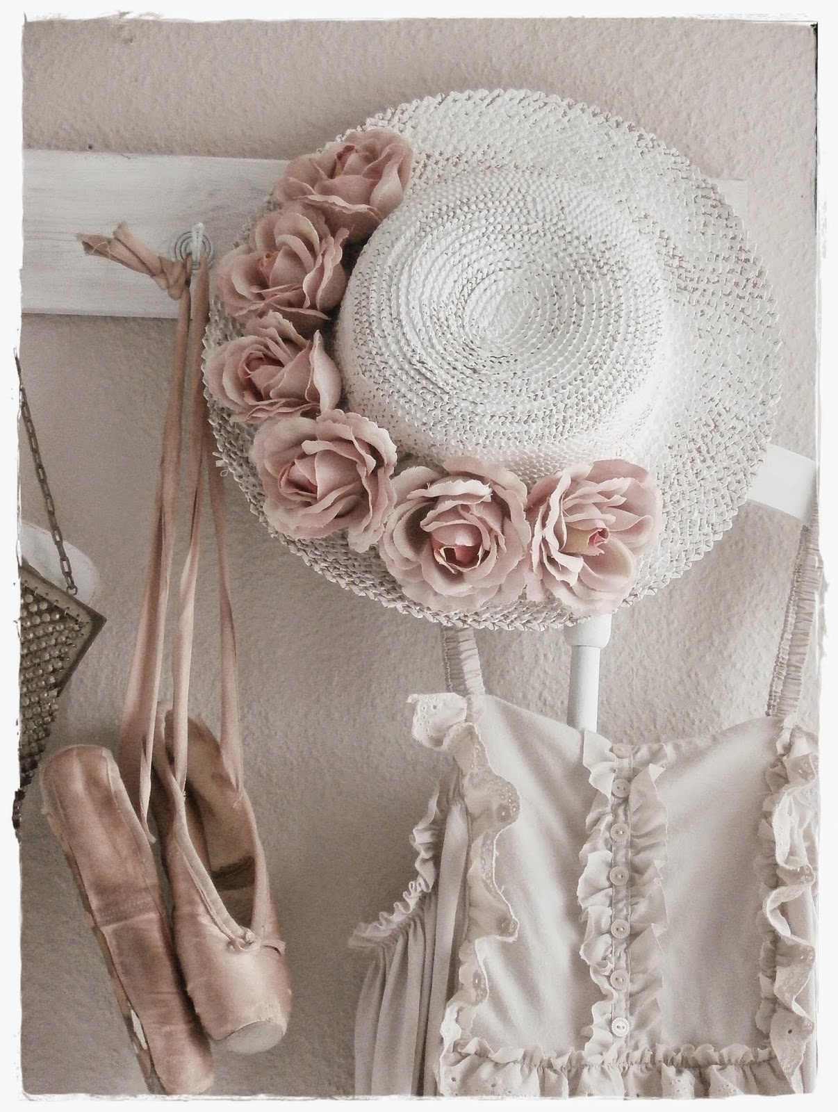 Shabby landhaus: vorher nachher....schlafzimmer......