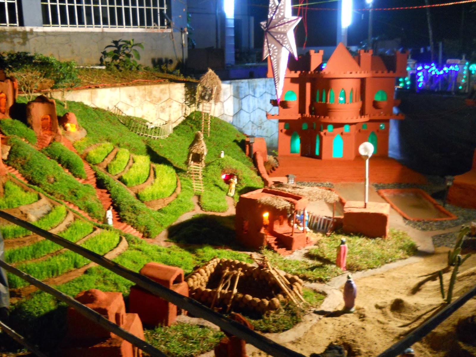 VIBGYOR CRIBS MADE IN ST.JOSEPH'S CHURCH MARAMKODE FOR CHRISTMAS OF THE YEAR 2013