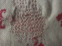 http://www.lefthandednotions.com/2013/11/darning-using-your-sewing-machine.html