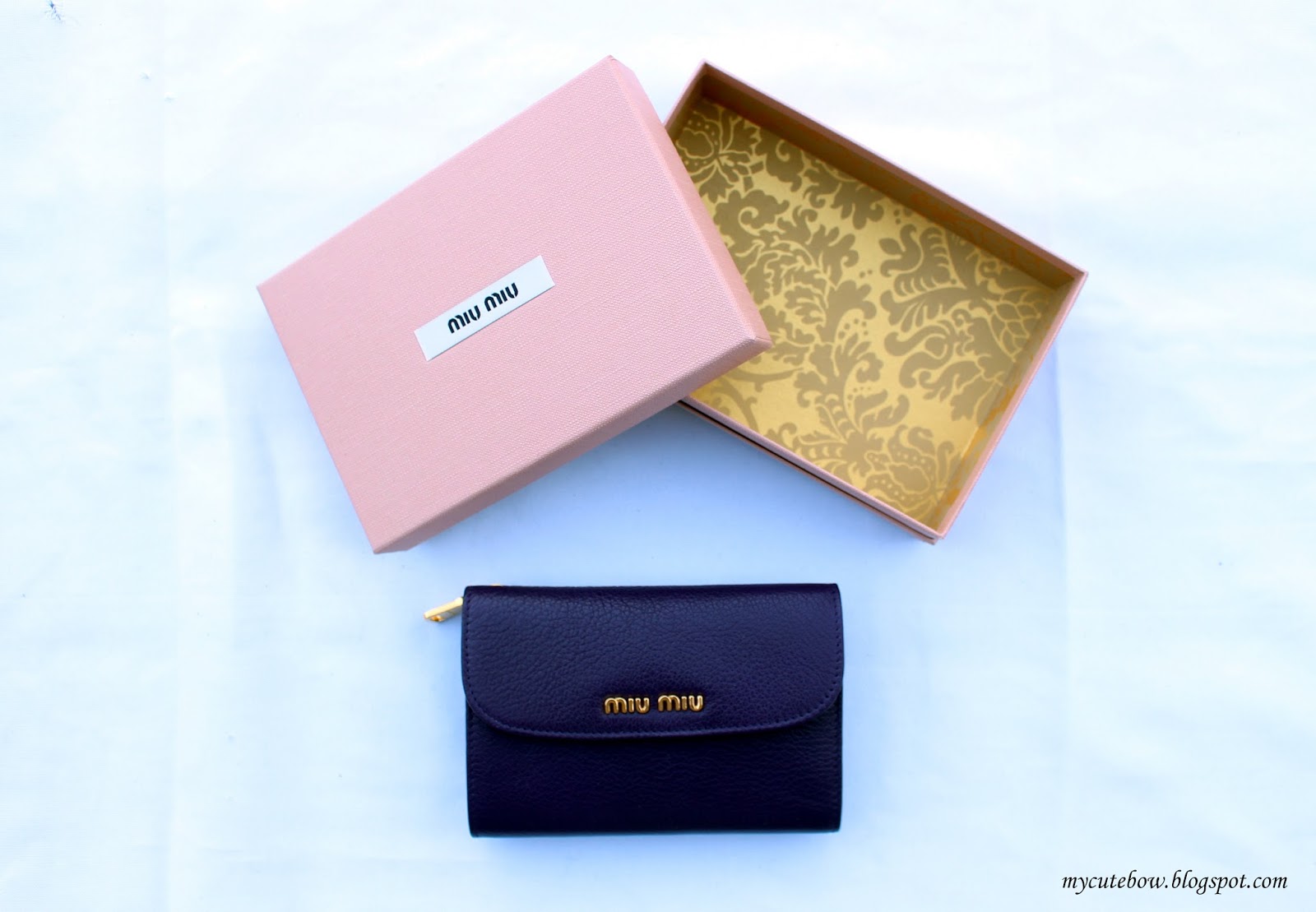 Miu Miu mini bow bag review! 
