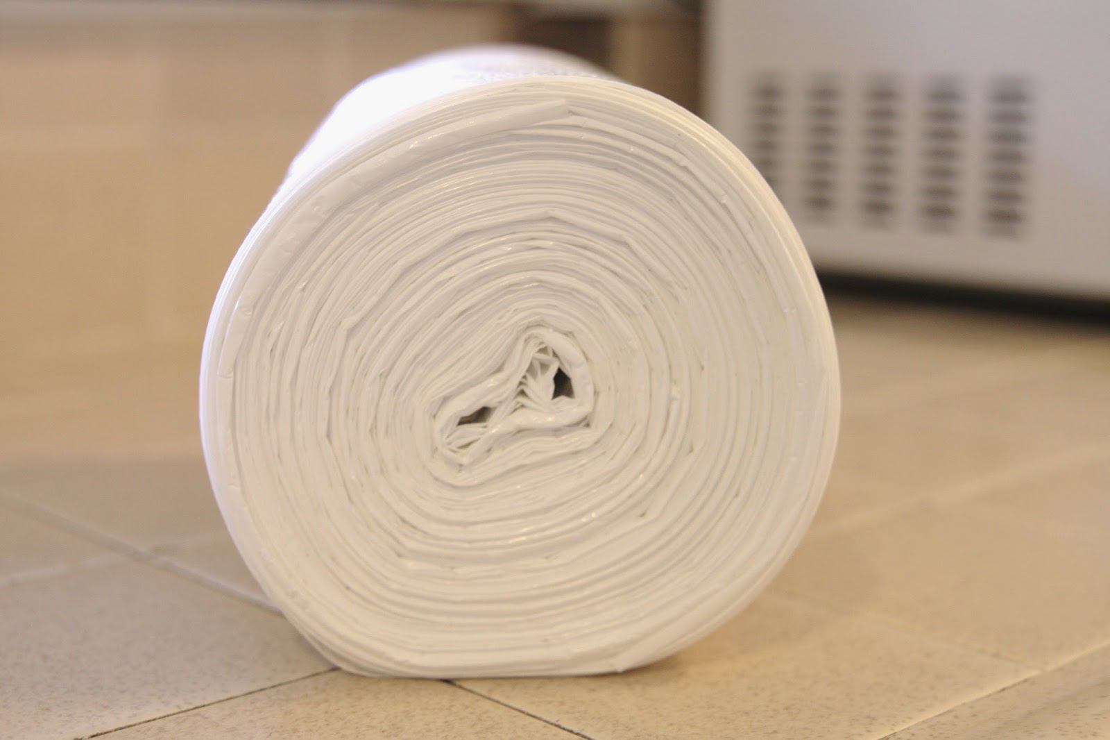 Simple DIY Trash Bags on a Roll simply organized Bloglovin’