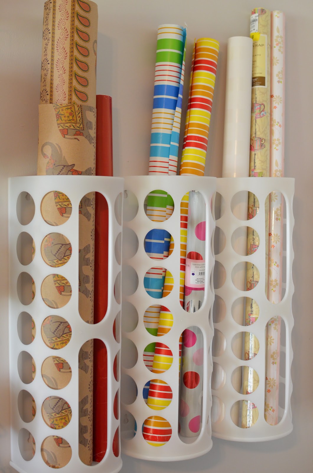 Plastic Wrapping Paper Storage