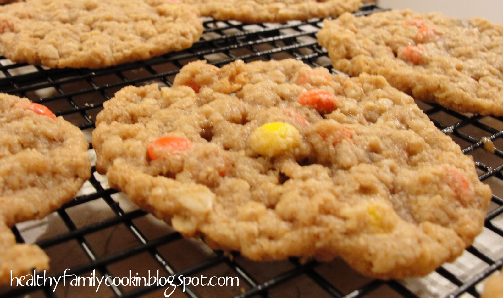 Healthy Family Cookin' Whole Grain Oatmeal Cookies