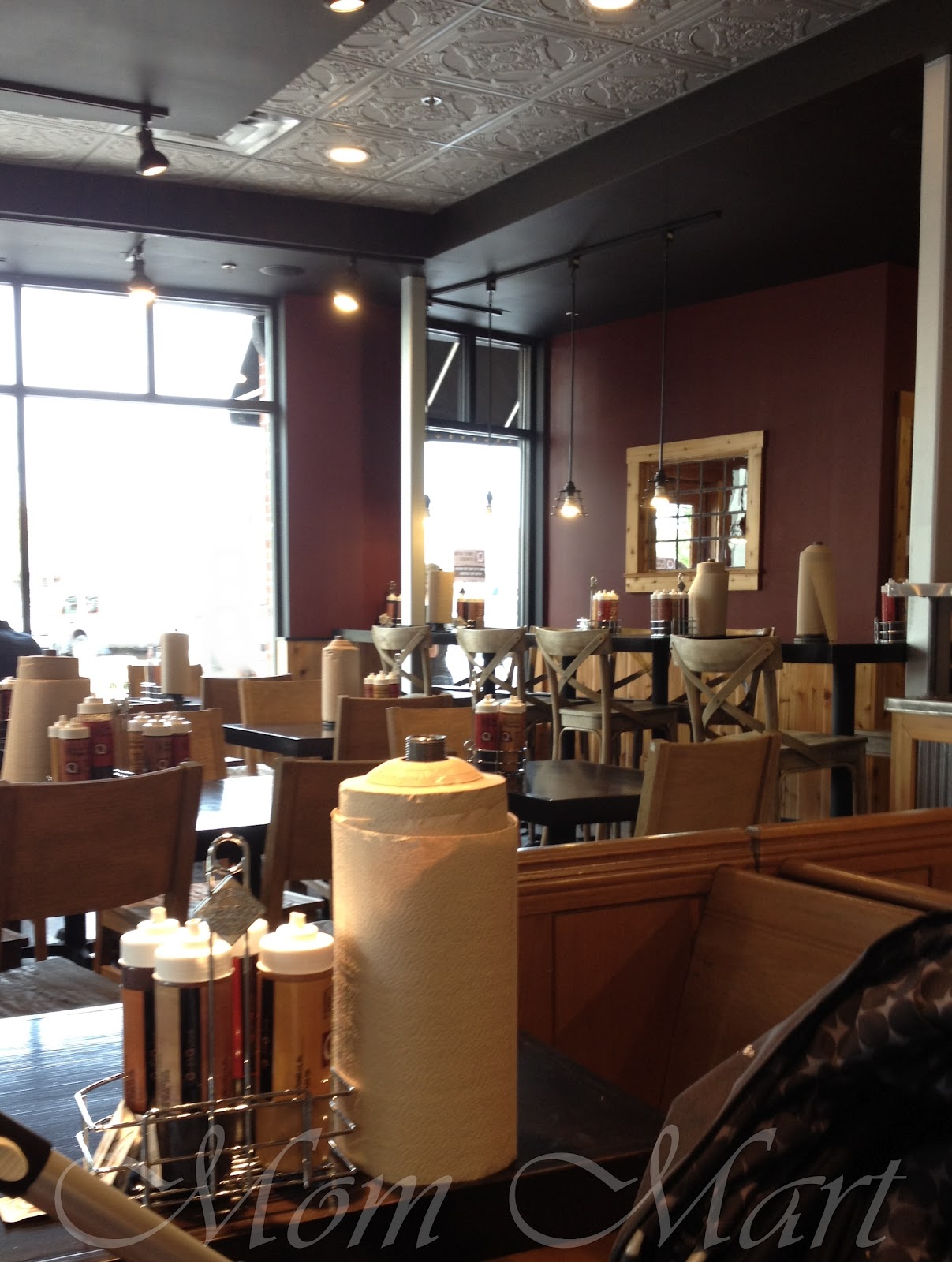 Mom Mart Q BBQ Barbeque Goodness in Naperville!