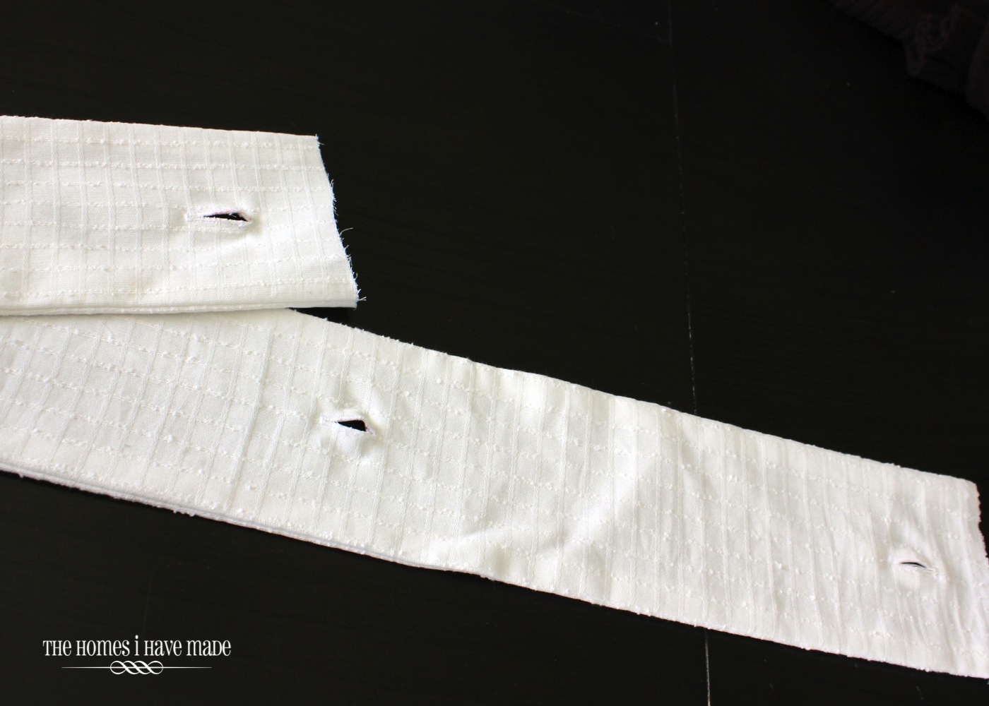 How to Hang a Wreath with a Fabric Sash The Homes I Have Made