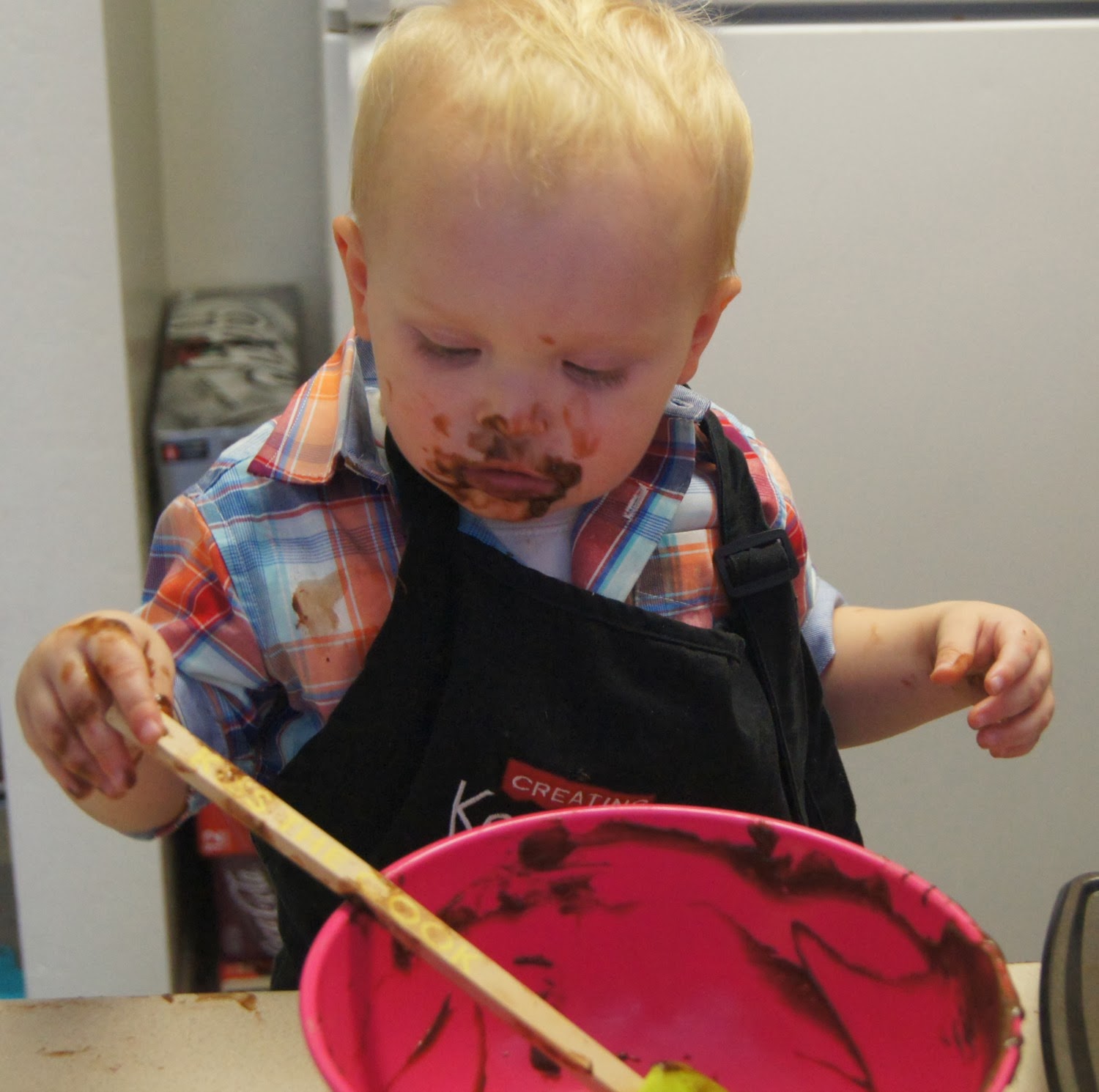 this Workman life 5 Ways to Let Your Toddler Help in the Kitchen