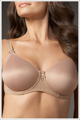 http://en.simone-perele.com/