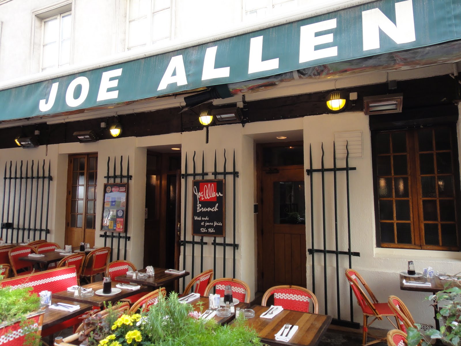 Alia In Paris Joe Allen Paris