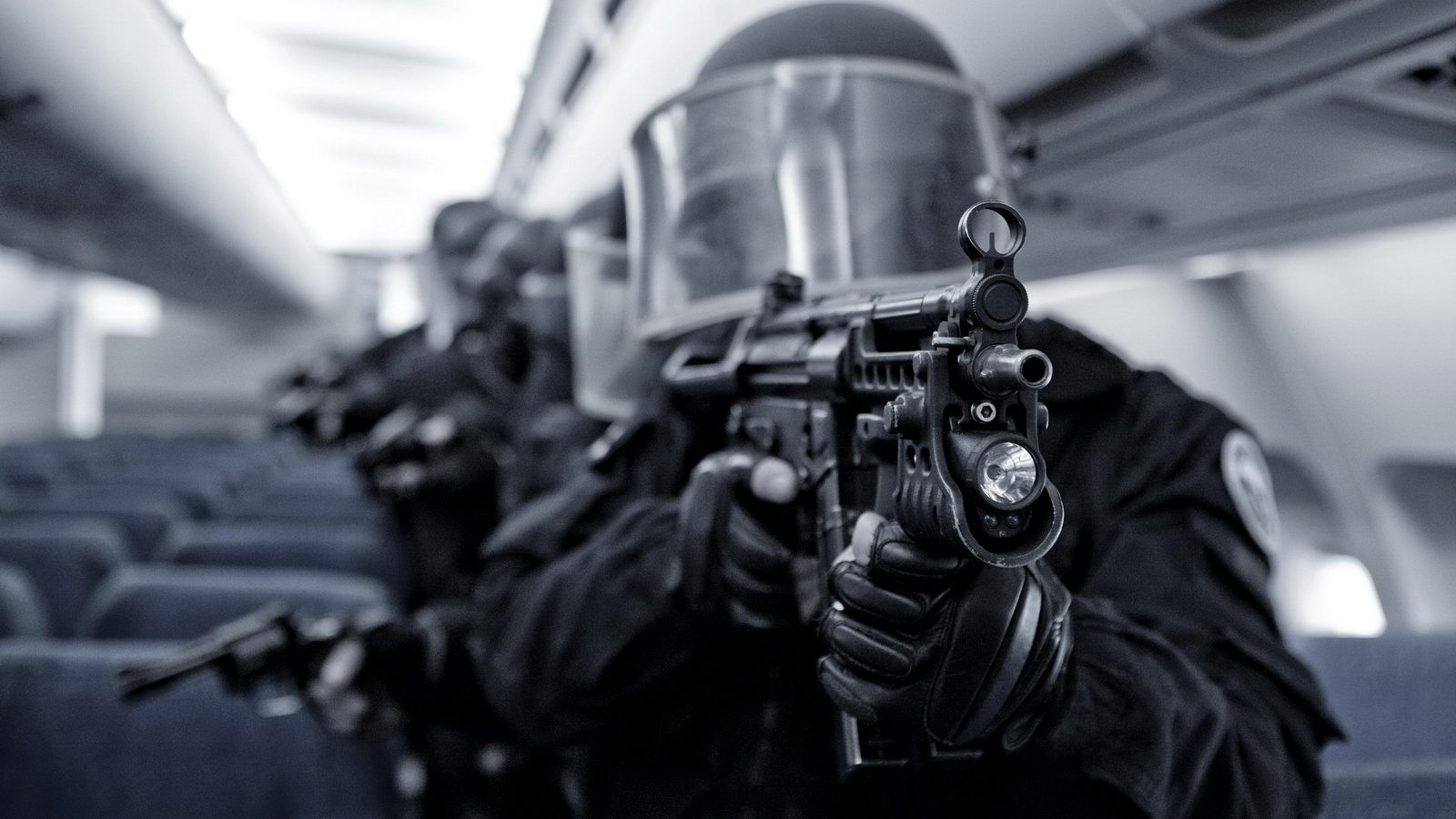 http://4.bp.blogspot.com/-mfGKpZLHKEw/TZnInpLJF6I/AAAAAAAAAHA/I8TVSGc76GY/s1600/Firing%2BSoldier%2BHD%2BDesktop.jpg