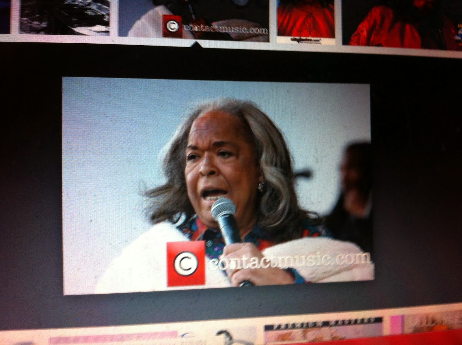 Della Reese The Bottom Of Old Smokey A Clock Thats Got No Hands Della Reese The Bottom Of Old Smokey A Clock Thats Got No Hands