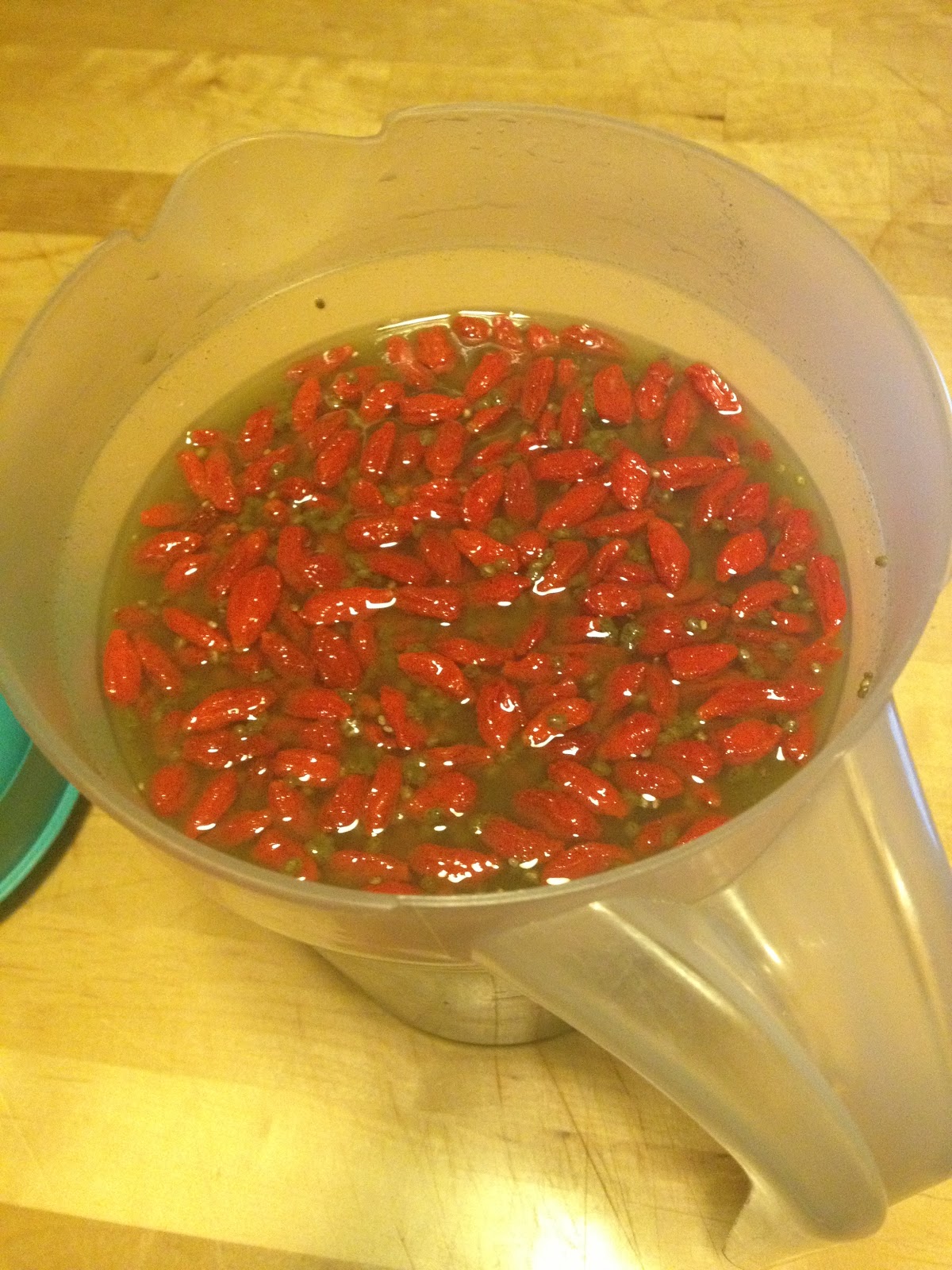 Eat Live Sleep The Best Tasting, Worst Looking, Superfood Juice for