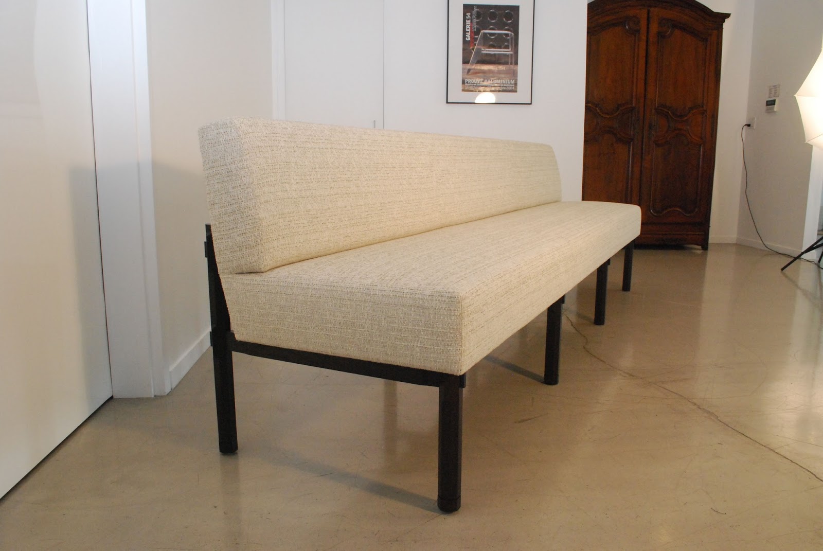 classic design Ico Parisi inspired banquette sofa