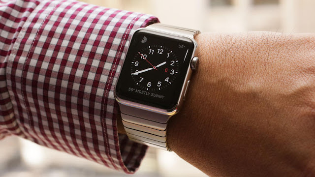 Come aggiornare software Apple Watch