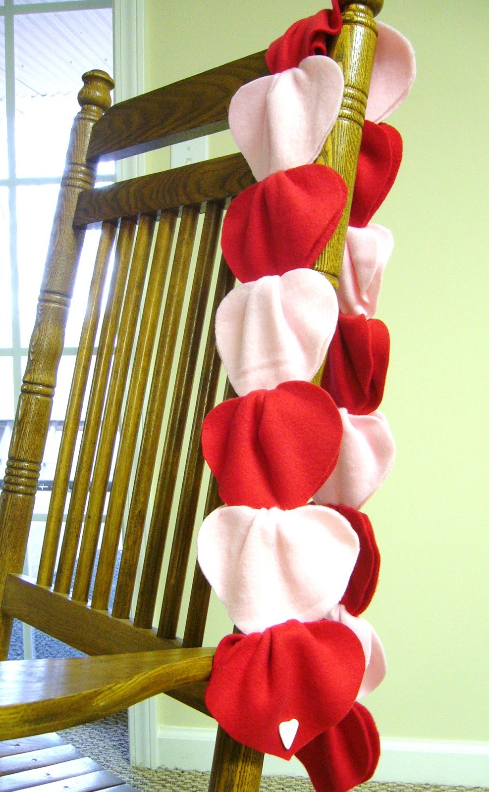 Simply Shoeboxes NoSew, Woven Heart Fleece Scarf Tutorial Great