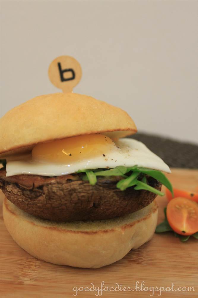 GoodyFoodies Recipe Veggie Burger (Grilled Portobello Mushroom with