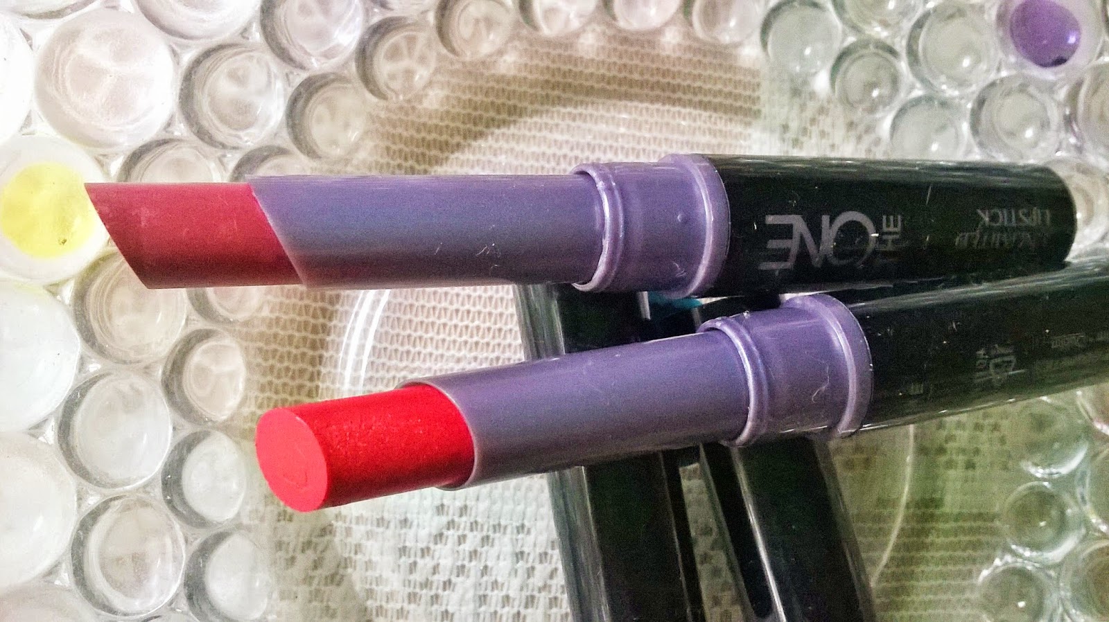 Beauty & Beyond Oriflame The One Colour Unlimited Lipsticks in Forever Plum & Endless Red