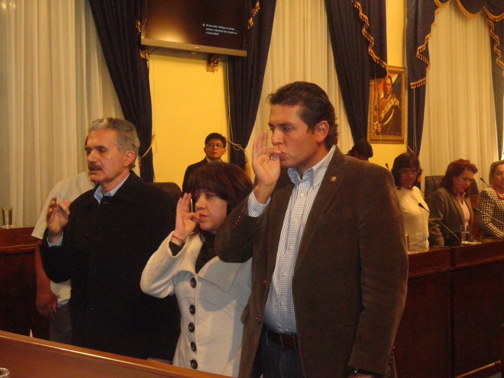http://4.bp.blogspot.com/-ml2WjOLoI7E/UBpz1RWWGwI/AAAAAAAAFiM/ZK3bid3yTYk/s1600/Posesi%2525C3%2525B3n%252Bde%252Bla%252BComisi%2525C3%2525B3n%252Bde%252B%2525C3%252589tica.jpg