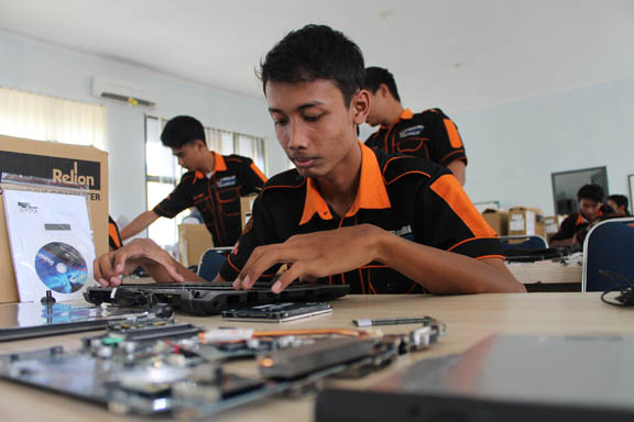 Pengertian Pkl Atau Praktek Kerja Lapangan Tempat Magang Jogja Pengertian Pkl Atau Praktek Kerja Lapangan Tempat Magang Jogja