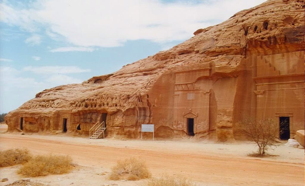 Kaum Tsamud Arsitektur dan Entrepreneur yang hebat pada masanya - Ajaib