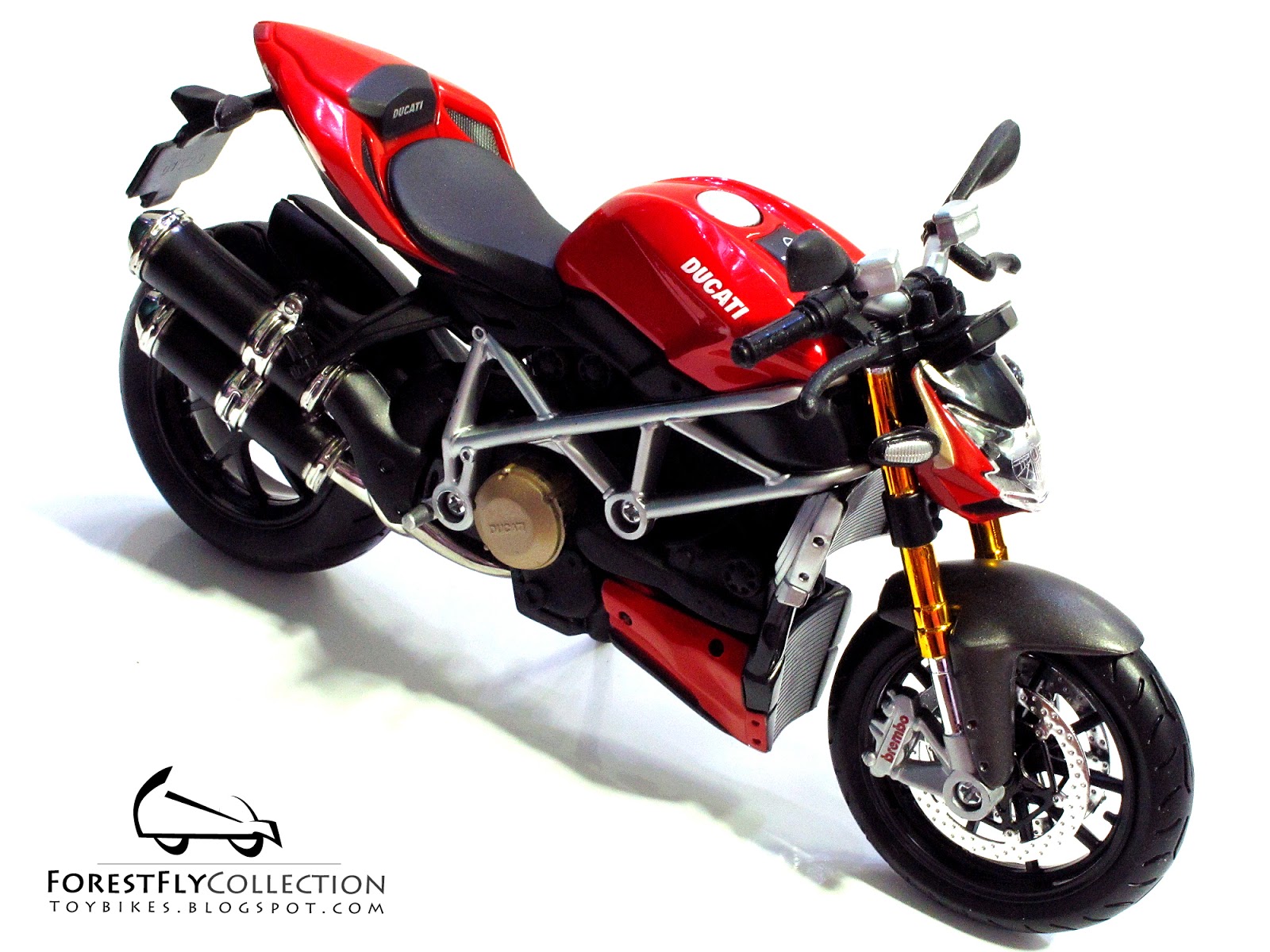 1:12 scale Ducati Mod. Street Fighter S