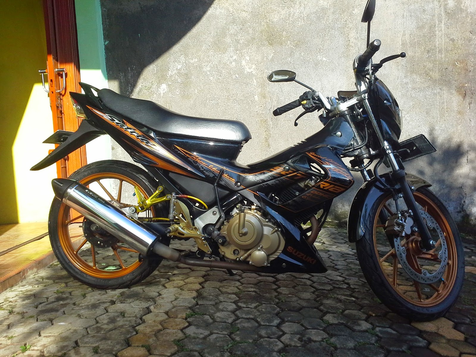 Modifikasi Suzuki Satria Modifikasi Simple Suzuki Satria FU 150