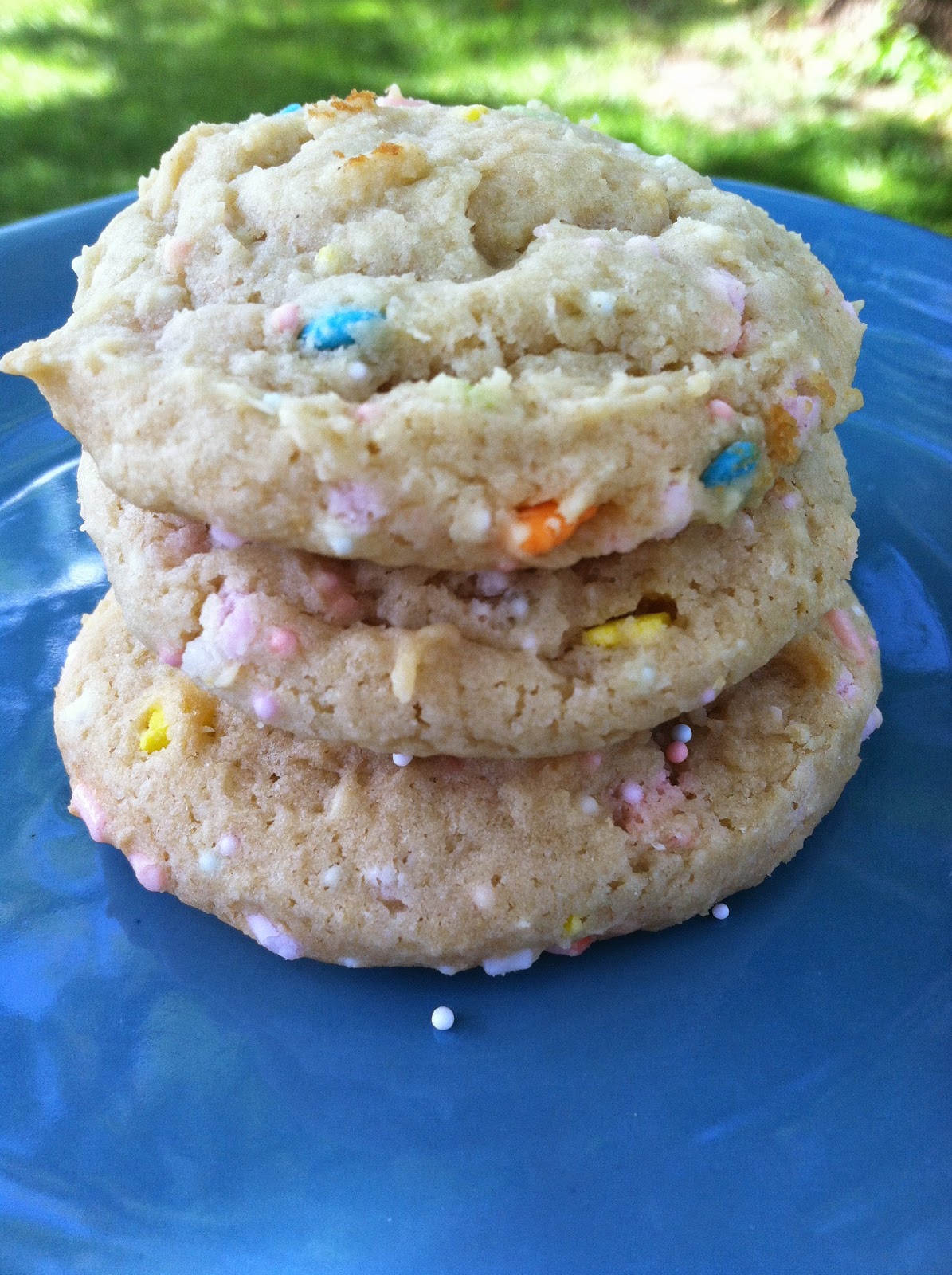 two happy bellies. funfetti cream cheese cookies.