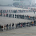 بالصورة .. طابور بطول 100 متر في الصين 