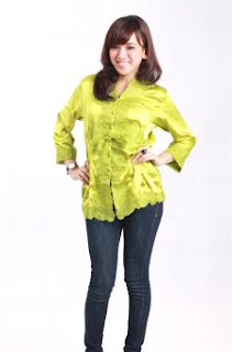 terbaru model kebaya modern lengan pendek model kebaya lengan pendek 1