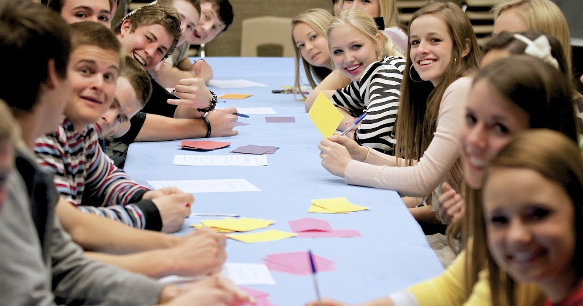 who is derek jeter dating