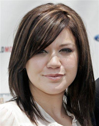 The Hair 2011 Kelly Clarkson Short Hairstyles 2011