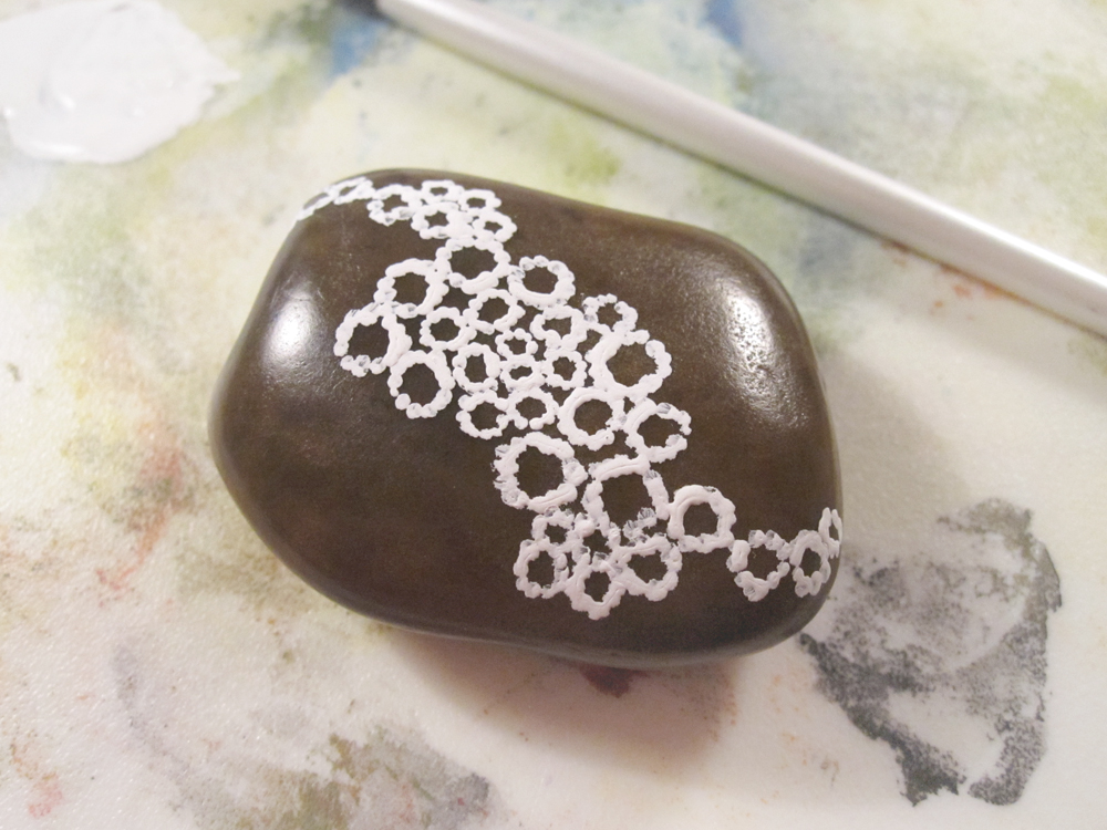 Painted Lace Rocks Tutorial Behind
