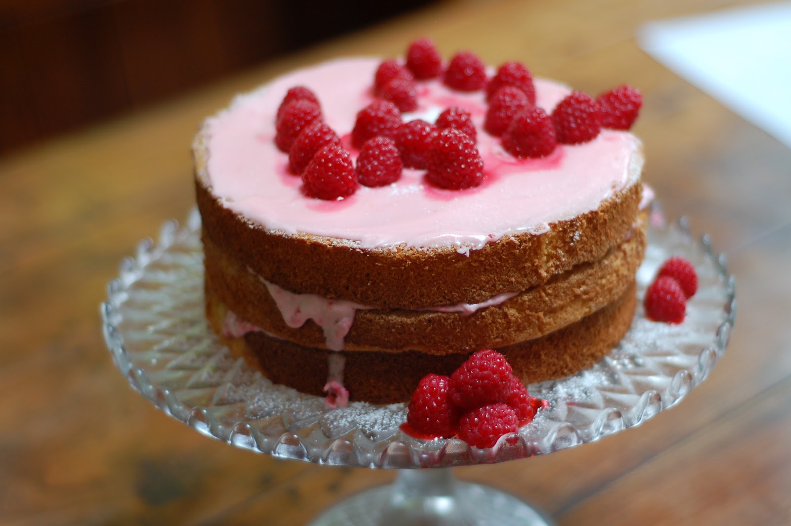 raspberry+cake.JPG