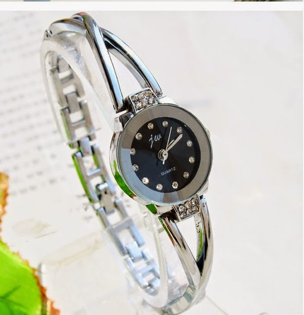 Chuyên bán sỉ đồng hồ thời trang nam nữ giá rẻ nhất HCM - 2