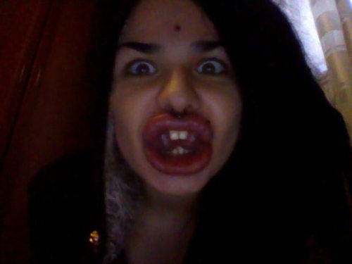 girl-biggest-lips-in-world-10.jpg