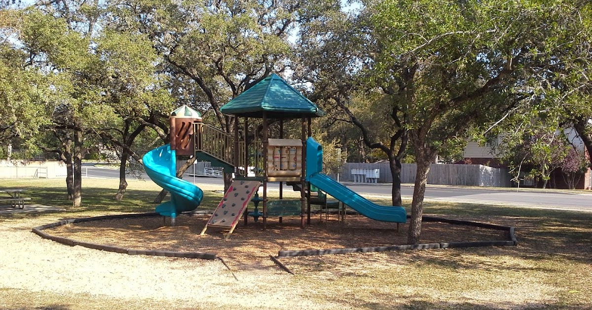 Play San Antonio Woodland Oaks Park
