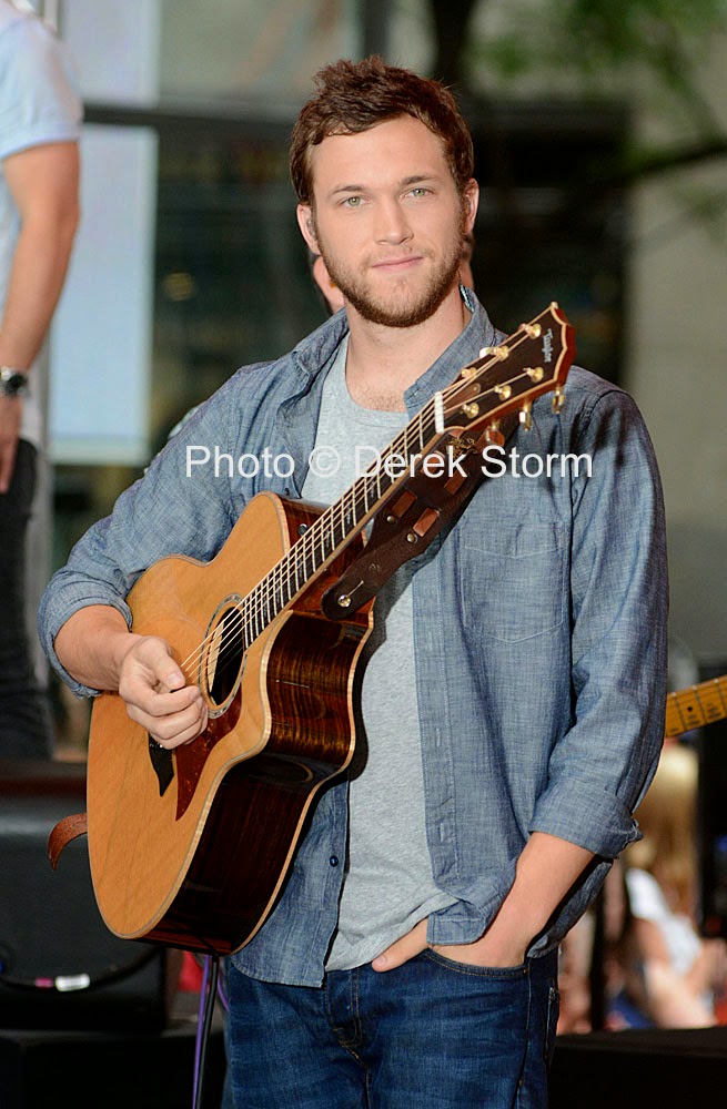 In the News Phillip Phillips performs on the Today Show