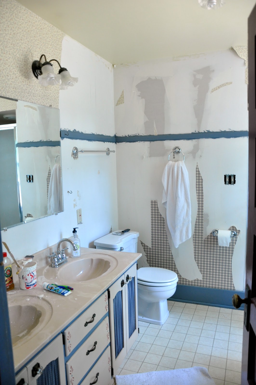 wallpaperforwalls Wallpaper Over Existing