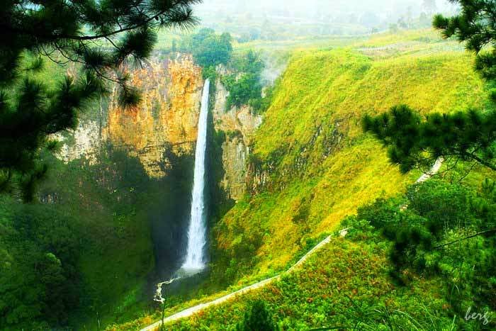 Air Terjun Piso Spiso (Karo) Air Terjun Piso Spiso (Karo)